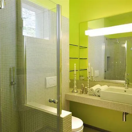 Sleeps 10 Pool Air Con Villa